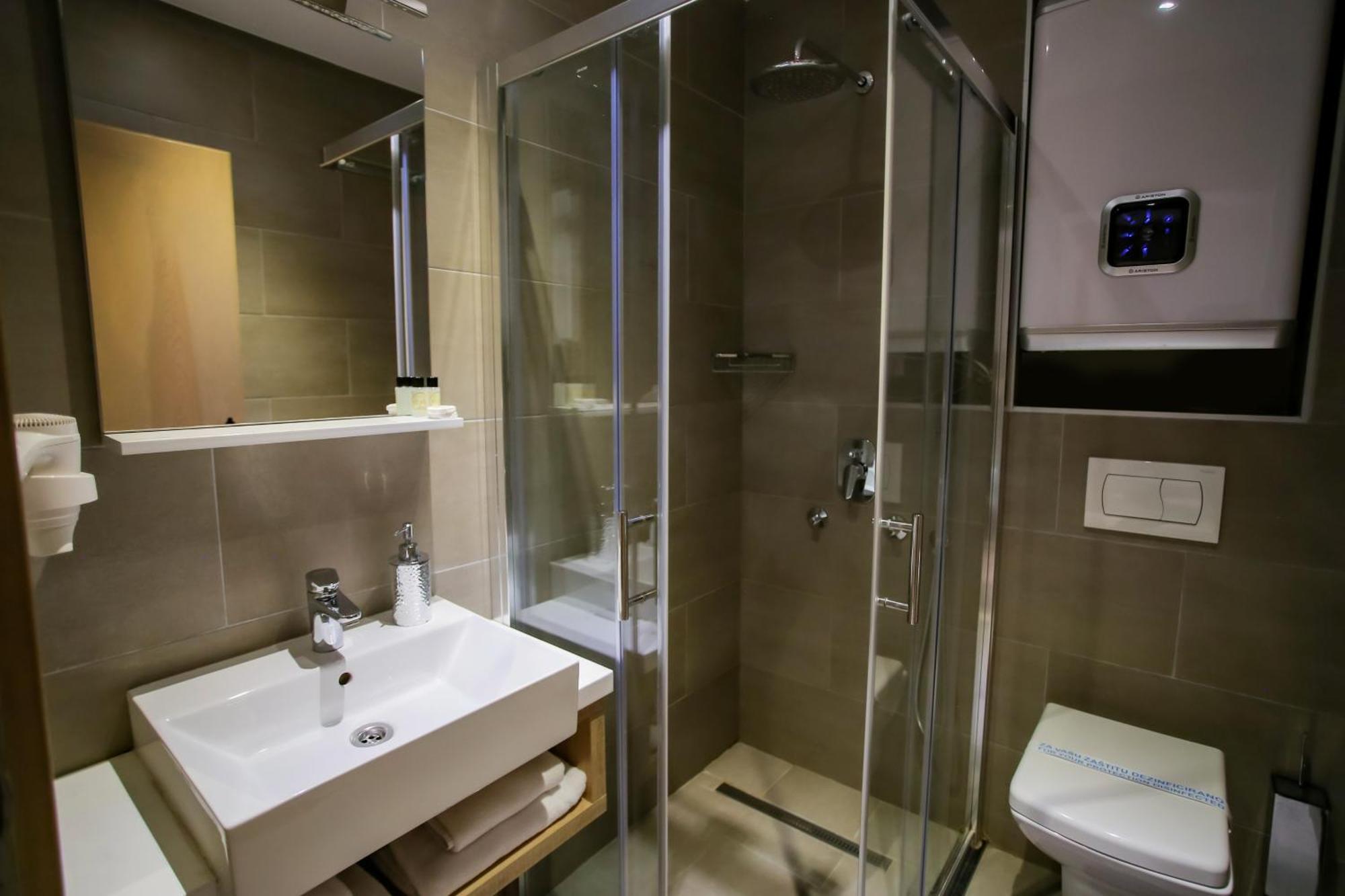 Hotel Emen Mostar Dış mekan fotoğraf