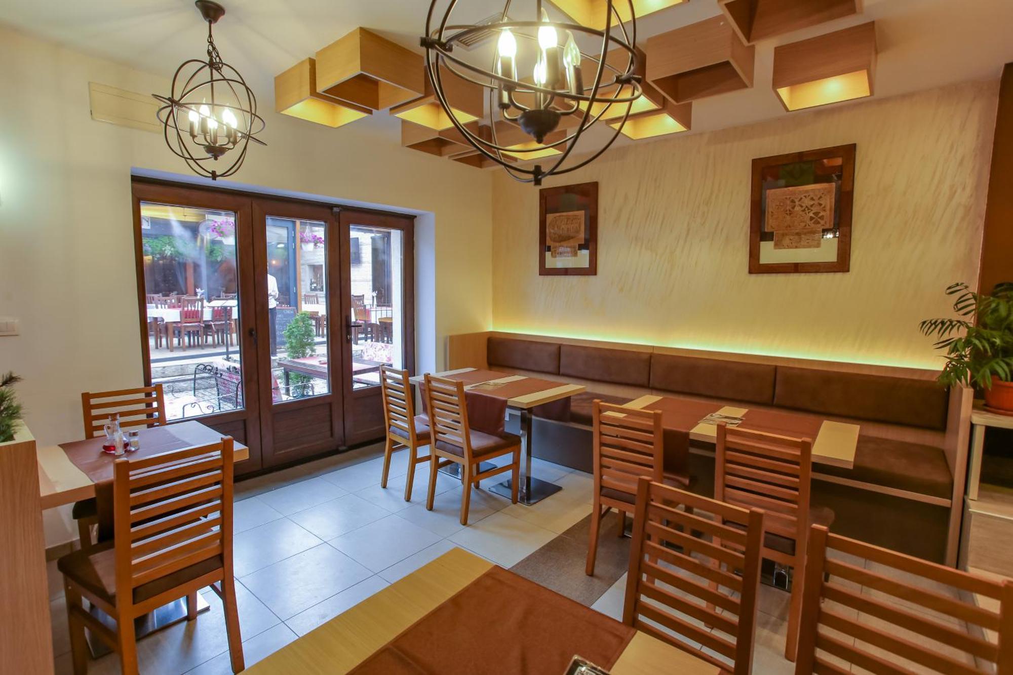 Hotel Emen Mostar Dış mekan fotoğraf