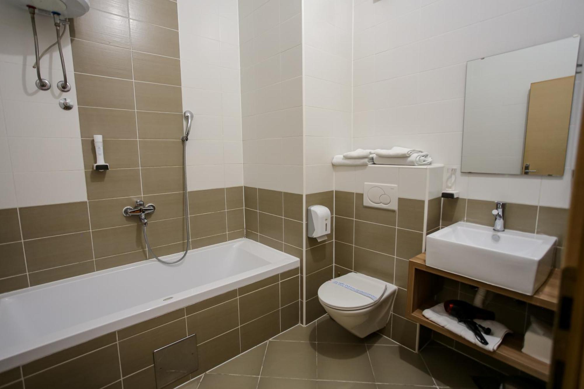 Hotel Emen Mostar Dış mekan fotoğraf